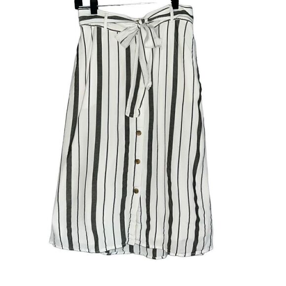 Loft Outlet gray & white striped button soft skirt 4 - Picture 1 of 5